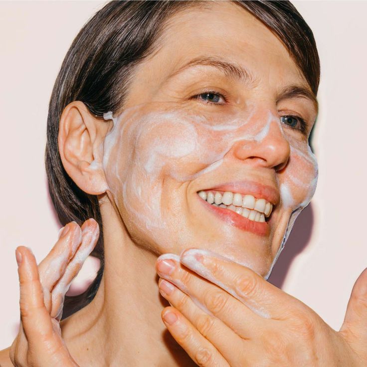 Electric Facial Cleansing Brush