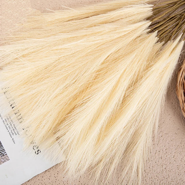 Soft Feather Pampas Flower Arrangement