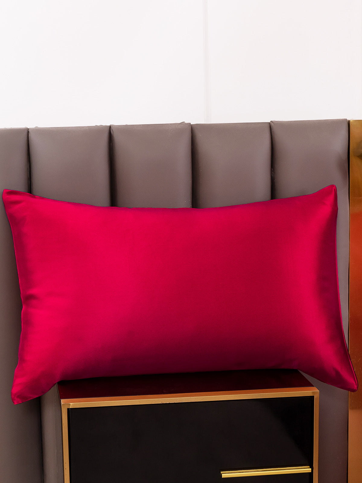 Soft Silk Pillowcase with Hidden Zipper Closure