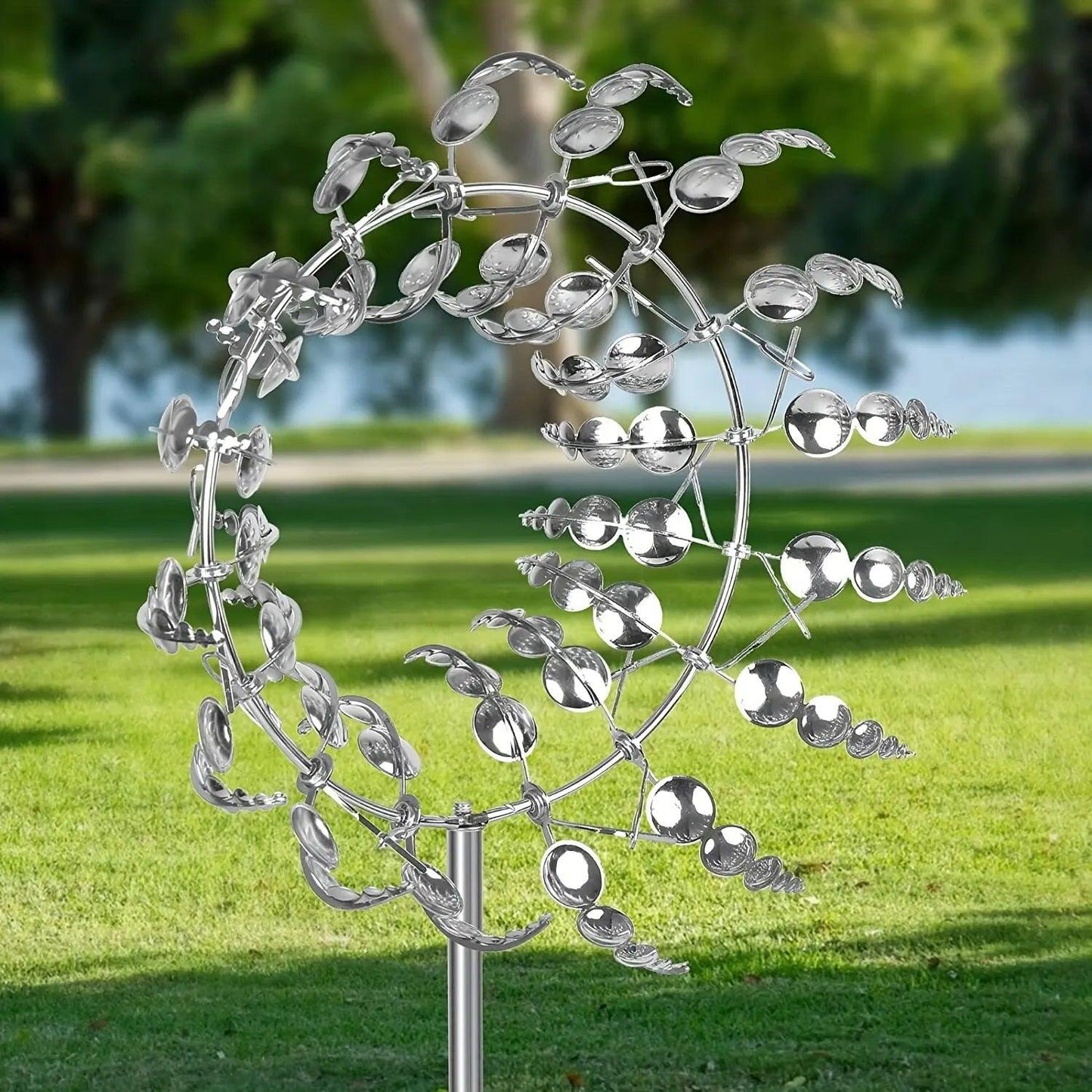 Beautiful Outdoor Metal Wind Spin Decor