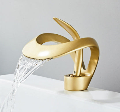 Luxury Gold Tone Modern Bathroom Faucet