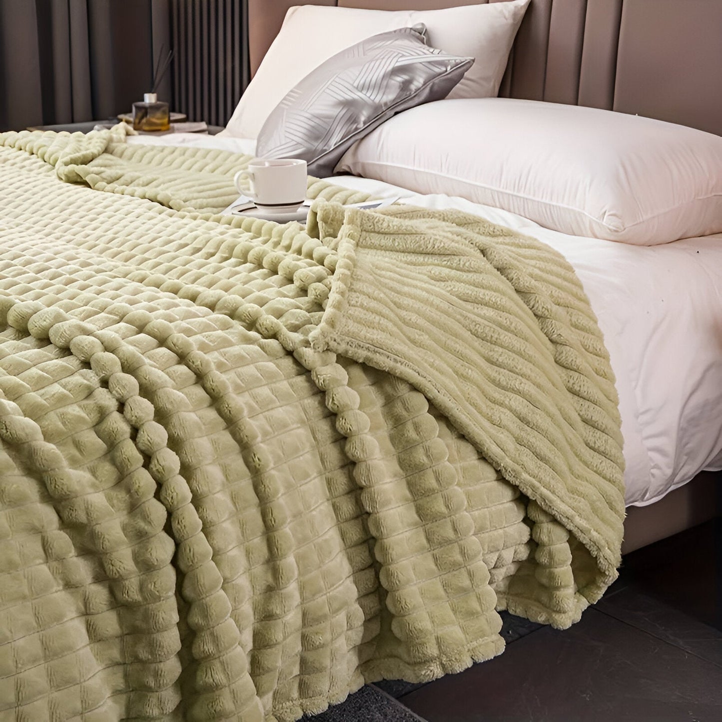 Soft Coral | Plush Warm Throw Blanket for Home