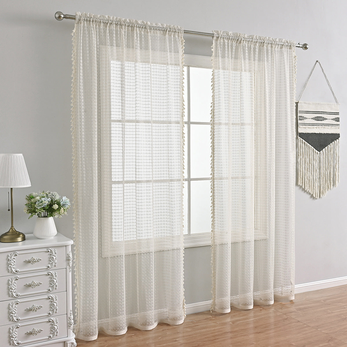 Elegant Beige Curtain for Classic Rooms