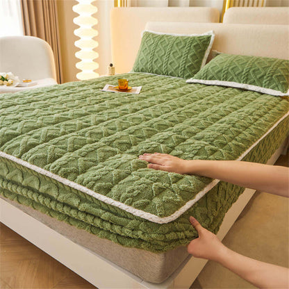 Plush Soft Fitted Mattress Protector for Deep Sleep