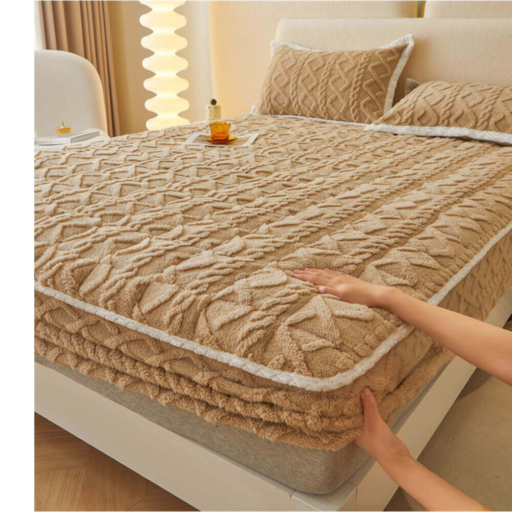 Plush Soft Fitted Mattress Protector for Deep Sleep