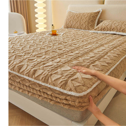 Plush Soft Fitted Mattress Protector for Deep Sleep