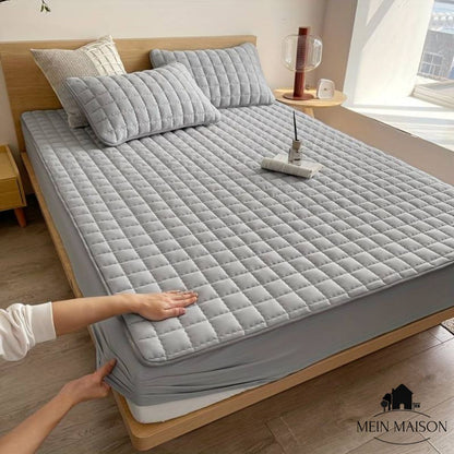 Large Waterproof Mattress Cover, Comfortable Bed Protector
