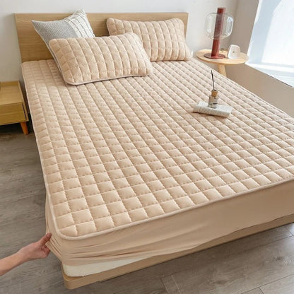 Large Waterproof Mattress Cover, Comfortable Bed Protector