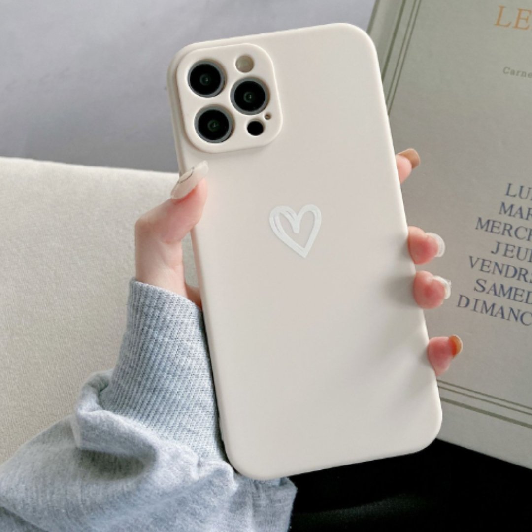 Soft Heart Pattern Protective Phone Cover