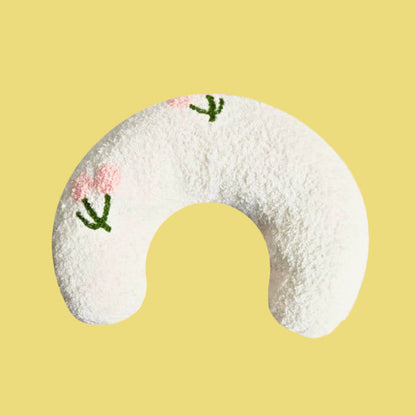 Plush Dog Bed with Calming Supportive Cushion Design - Glamry