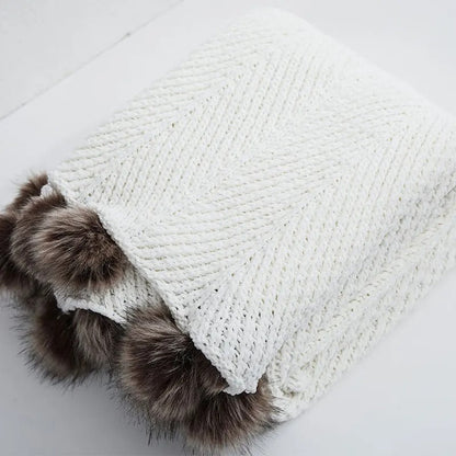 Soft Pom Pom Throw Blanket