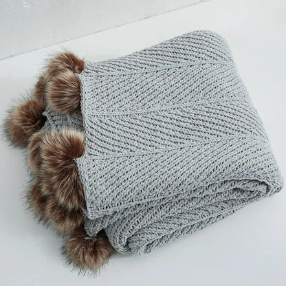 Soft Pom Pom Throw Blanket