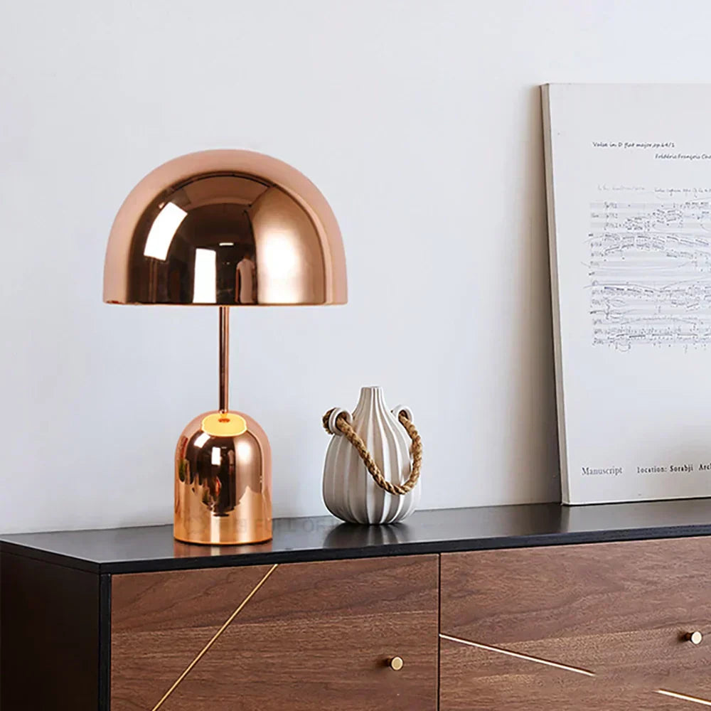 Elegant Copper Table Lamp - Glamry