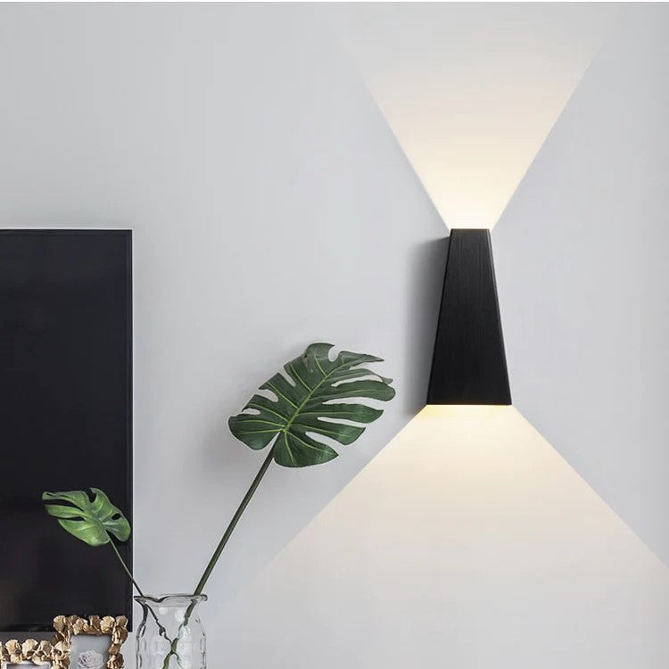 Stylish LED Wall Lamp with Unique Design - Glamry